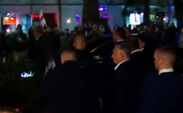 Kifütyülték Orbánt Tbilisziben