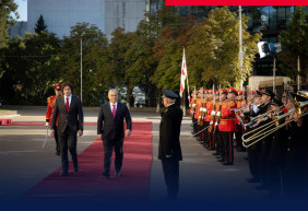 Hegedűs: A magyar szuverenitásra érzékeny Orbán a létező legkényesebb pillanatban avatkozott a grúz belügyekbe