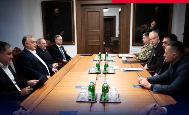 Orbán összetrombitálta a védelmi tanácsot