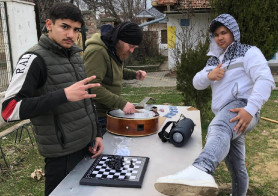 Kihúzni a mocsokból