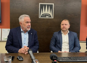 Hatalmas ipari parkot adott a kekvásított PTE-nek az állam, de nem akkugyár épül rajta