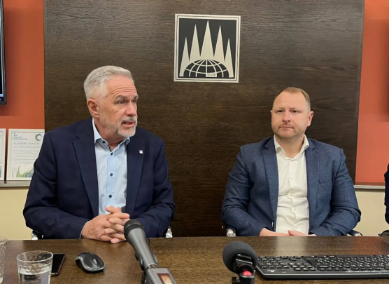 Hatalmas ipari parkot adott a kekvásított PTE-nek az állam, de nem akkugyár épül rajta