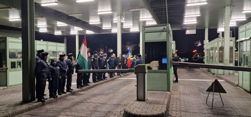 Ünnepélyes keretek között nyitották meg a magyar-román határt