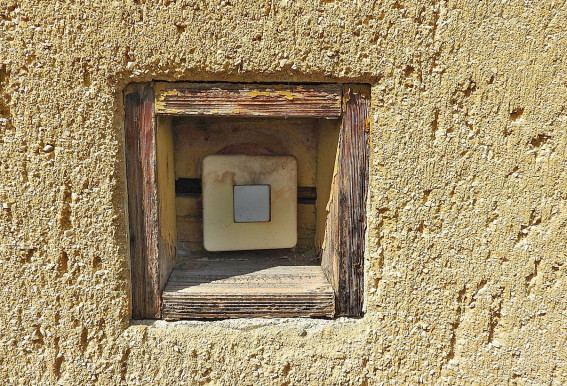 Újra szó nélkül kikapcsolhatja az áramot és a gázt az MVM