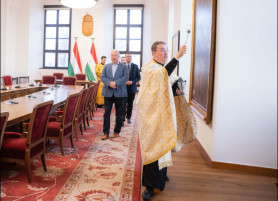 Megáldották a Karmelitát – újságolta Semjén Zsolt