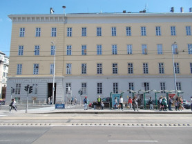 Újabb NER-es trükk, ezúttal a Kilián laktanyával