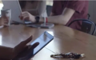 Eltüntette Vlagyimirt a kormány