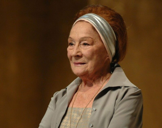 Elérhető lett Békés Itala 2022-es színdarabja: Azt meséld el, Itala!