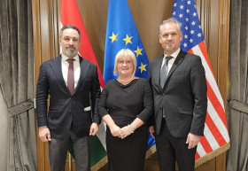 Mégis lesz fideszes politikus Trump beiktatásán