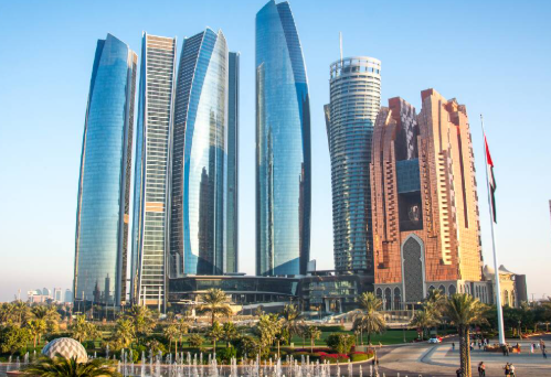 Orbán az Egyesült Arab Emírségekbe utazik