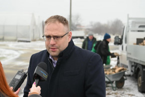 Úgy csinál a kormány, mintha a Fidesz vezetné Szolnokot