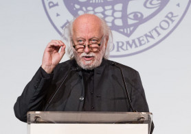 Krasznahorkai László kapta az irodalmi Nobel-díjat