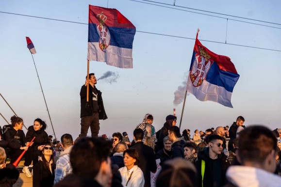 Az ügyvédek sztrájkkal támogatják a kormányellenes szerb tüntetőket