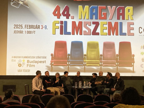 Akiknek Simó Sándor volt az osztályfőnökük