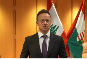 Szijjártó kiutasított két, általa kémnek nevezett ukrán diplomatát