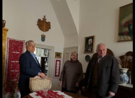 Ági néni és a kaviár - Józsa Márta jegyzete