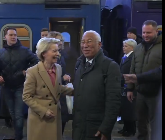 Kijevbe utazott von der Leyen