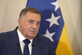 Dodik másodfokon is egy év letöltendőt kapott