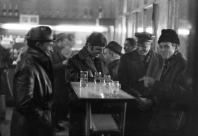 Kocsmaprogram: közösségi rendezvényekhez akár jó is lehet, csak ne klientúraépítésre menjen a támogatás