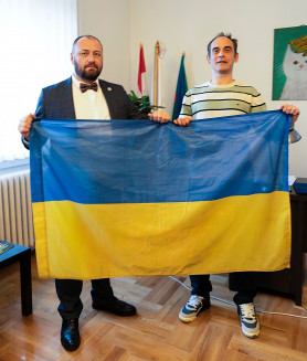 Levelet kapott az orosz nagykövetségtől Kovács Gergely, mert emlékművet állítana a háború áldozatainak