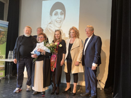 Csákányi Eszter kapta a Psota-díjat