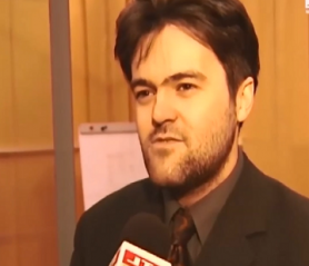 Kicserélik a parlamenti VITRINT