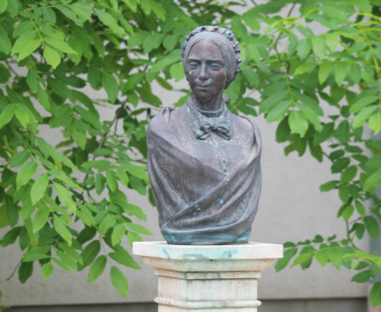 Miért nincs Kossuth Zsuzsa Florence Nightingale nélkül?