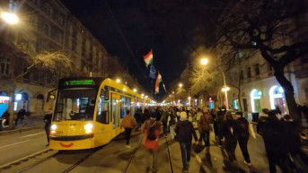 Tüntetés a Pride betiltása ellen: Négy hidat is elfoglaltak a demonstrálók 