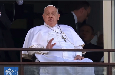 Orvosai azt fontolgatták, hagyják meghalni a pápát