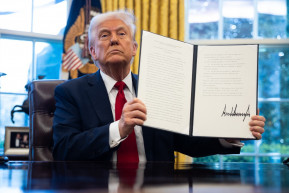 Trump az alkotmányos rend lebontásán dolgozik