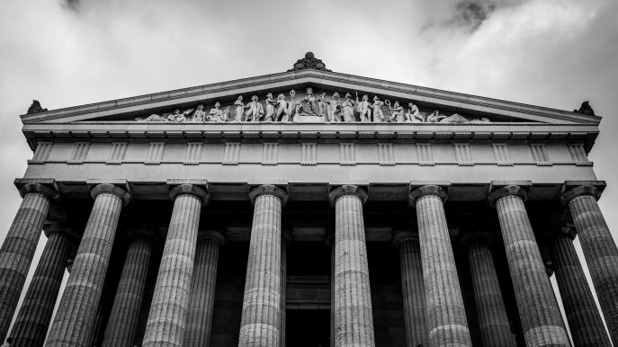 A hírességek csarnokaiból