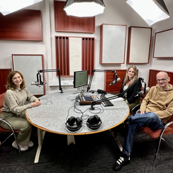 Szexképek, fenyegetések, lekicsinylés – mit kell eltűrnie egy női politikusnak?