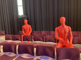 Nincs itt semmi látnivaló