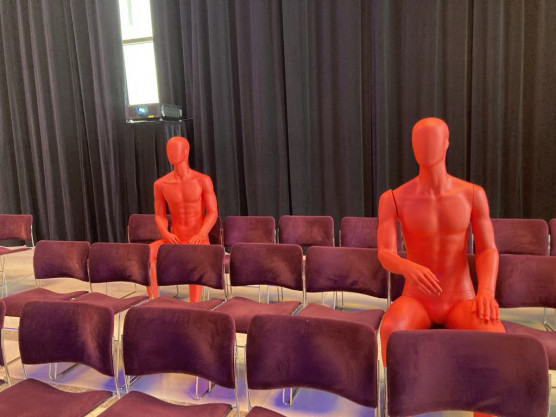 Nincs itt semmi látnivaló