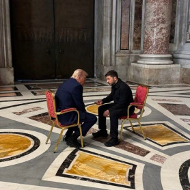 Nobel helyett Chamberlain-békedíjat érdemel Trump, aki elárulta a szövetségesét egy agresszív diktátornak