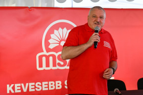 Az MSZP-re is szükség van a kormányváltáshoz Komjáthi szerint 