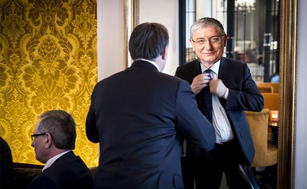 Tükör által világosan - Szénási Sándor jegyzete