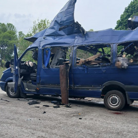 Orosz drón talált el egy buszt Ukrajnában, kilenc ember meghalt