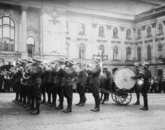 Egy a jelszónk, a béke: Katonai indulóra írt ki pályázatot a Honvédség