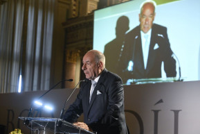 Sulyok visszaküldte a parlamentnek a veszélyhelyzeti törvényt