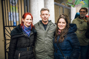 Magyar Péter kifizette a bírságot két  soproni anya helyett, akiket az óvodabezárások elleni tiltakozás miatt büntettek meg