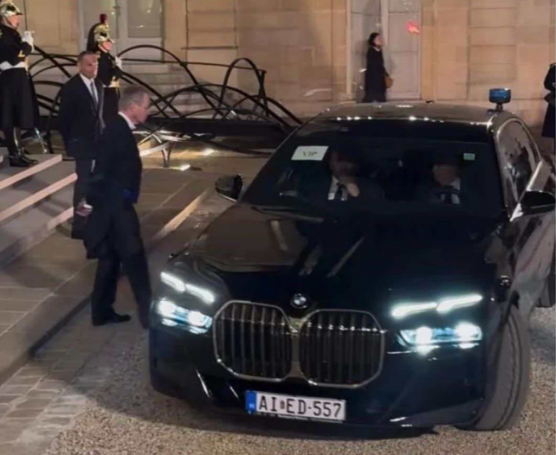 Nem egy, hanem két golyóálló luxuslimuzint használhat Orbán Viktor