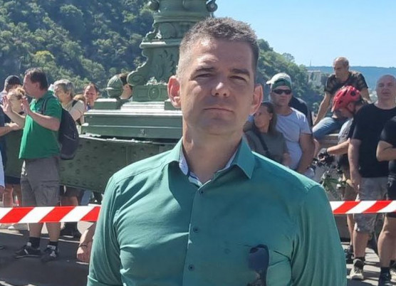 Novák Előd feljelenti a rendőrséget is a Budapest Büszkeség miatt