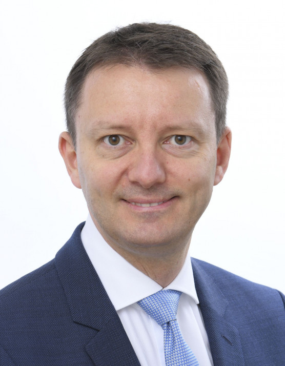 Uniós jelentéstevő: A magyarok büszkék lesznek, ha nem Orbán lesz a miniszterelnökük