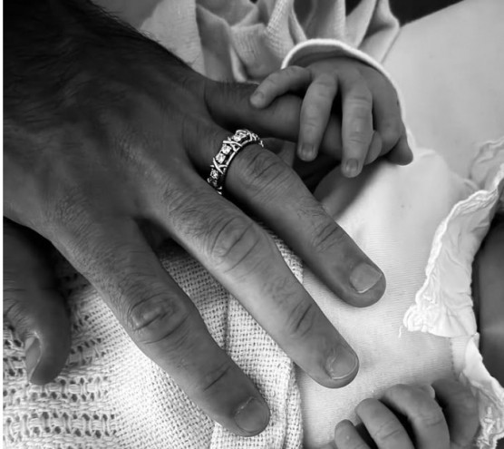 Megszületett Szoboszlai Dominik kislánya