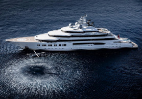 Elárvereznek egy orosz szuperjachtot Amerikában