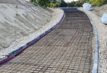 Fűtőszálat tettek hatvanpusztai park útja alá, hogy ne kelljen havat lapátolni 