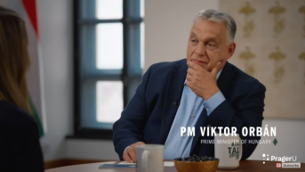 Nem adhatom át a hatalmat egy másik politikai tábornak, amely teljesen más elveket képvisel – mondta Orbán egy interjúban