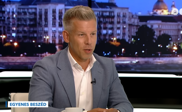 Pannonhalmán mond ünnepi beszédet Magyar Péter