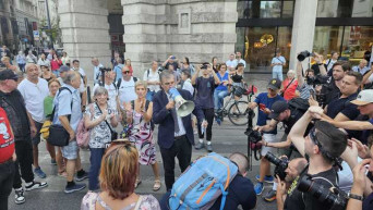 Újra a Ferenciek terén tüntetett Hadházy Ákos